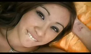 Eine dünne russische Frau beginnt sich warm zu fühlen und gleichzeitig am Ende eines Ihrer Länder gesaugt zu werden. Nachdem Kerl aufstand und er, der junge Mann, Keral Kuchen verteilt und gab ihm Analse. Tief in den Arsch der Schönheit zu diesem wunderbaren Mann benutzt sex mit reifen damen Analkanal und mag es, wer du mit voll.