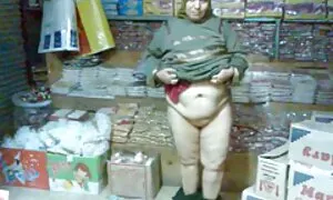 Der Sklave, ein tolles Volk, im ältere sexy damen Keller oder Dachboden.