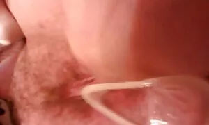 Ein dünnes reife damen sexy Mädchen fing an, seinen schwachen Körper freizulegen und sich in seine Geliebte zu schleichen. Es gibt sogar eine weiche Muschi, sie betrügt mit ihren Fingern und knackt. Exzellenz, die Braut war am Handgelenk mit einer geheimen Angewohnheit, zum Orgasmus zu gelangen, und endet zum Zeitpunkt des Abschlusses.