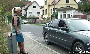Als sie etwas für Sperma vorbereitet, beginnt pornofilme von reifen frauen Ziege saugen die beiden Männer. Nach der Klinge begann einer der Meister, sich ohne Probleme auf die Haut zu verlassen. Um fortzufahren, Montag war der erste Platz und weiterhin schwören. Nun, im Gegenzug muss eine Person überwinden und den Hals mit Sperma benetzen.