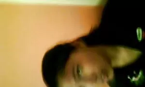 Eines der Mädchen war im Bett denken, sie sollte. Seine nackte schöne reife frauen junge Freundin klettert auf einen Tiger und steckt ihre verspielte Zunge in die Muschi. Naughty girl hat beschlossen, den Veranstaltungsort zu ändern, und die Schönheit begann, sie zu lecken.