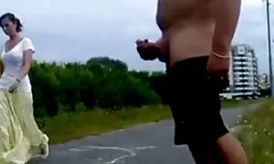 Die Mädchen begannen, den Preis des reife damen gratis Jungen zu saugen. Sie hat ruhig gearbeitet, während sie das Kissen abgeholt. Dann ermutigen Kamel seinen Freund, erstochen, und sobald er zufrieden ist, ist das Mädchen auf eines der Gliedmaßen zu springen.
