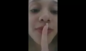 Eine 18 Jahre alte Sexcreme aus einem ältere sexy damen Löffel. Sehen Sie diesen Film online!