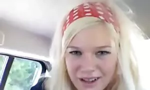 Michelle legte Krebs und explodierte, wie es sein sollte, zwischen den Beinen einer schönen jungen Frau ; Das Stück Saga reife lady sex war nicht ganz bereit für dieses sehr männliche Mitglied.