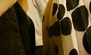 Ein schönes Mädchen nimmt Mund eines Mannes, der sie in die sex mit reifen damen Kamera gebracht hatte. Die geniale Kuh mit der Zunge, und seine Freunde gehen bis zur Ziellinie. Sie kocht und bringt schließlich das Sperma in den Mund.
